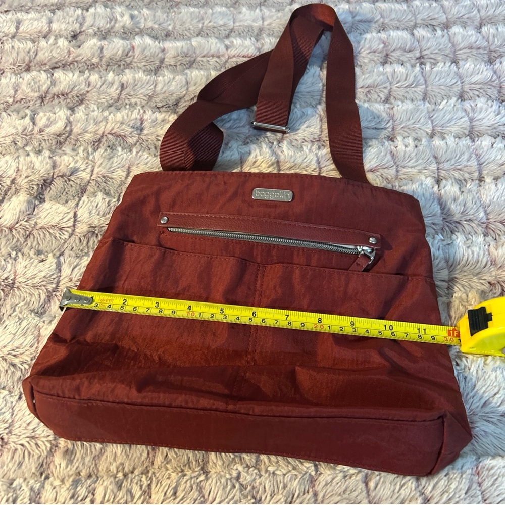 Raspberry Baggallini Nylon
Crossbody Bag